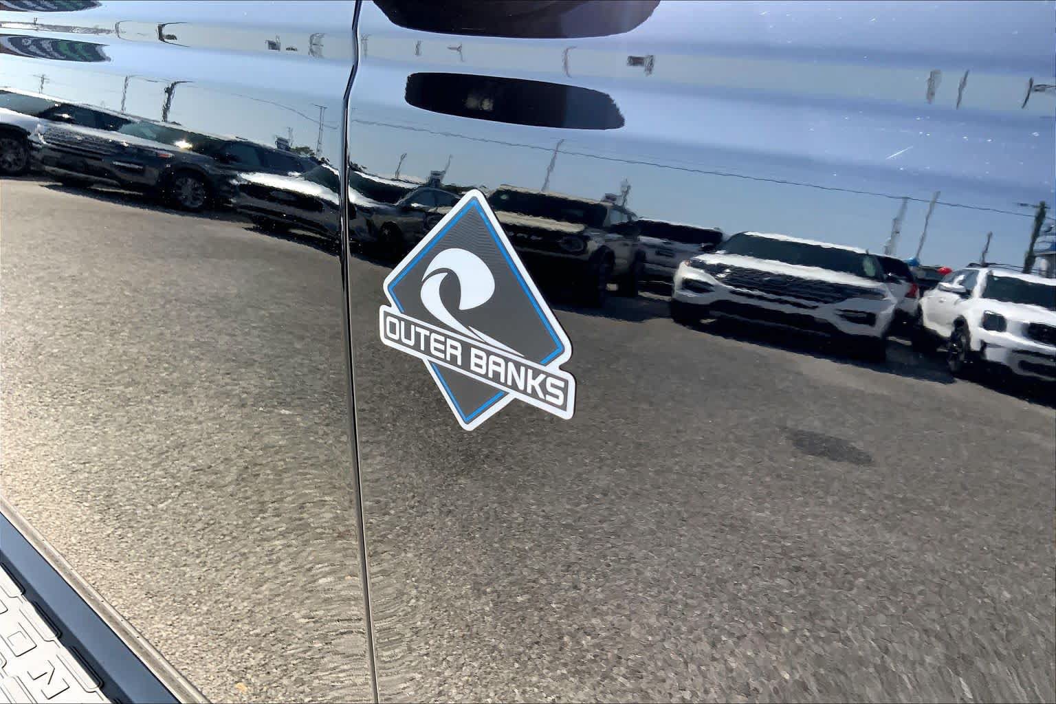 Certified 2025 Ford Bronco Outer Banks AWD/4WD image 11