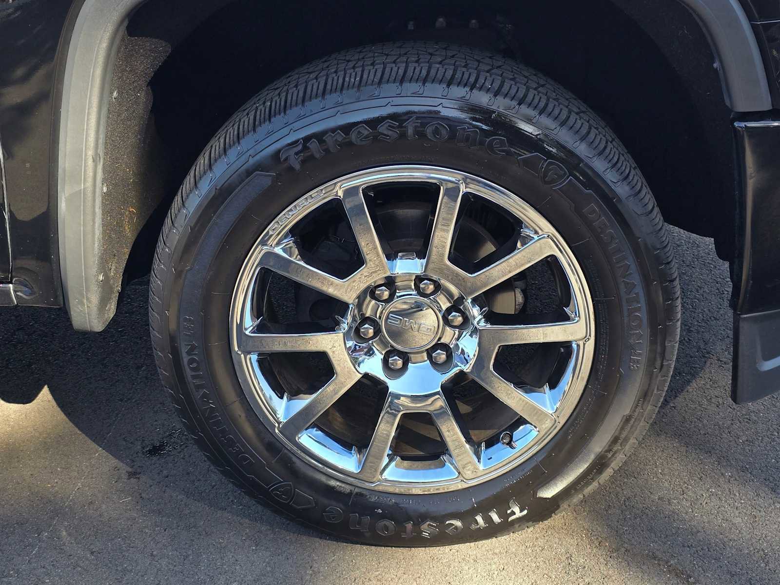 Used 2015 GMC Sierra 1500 Denali w/ Driver Alert Package image 9