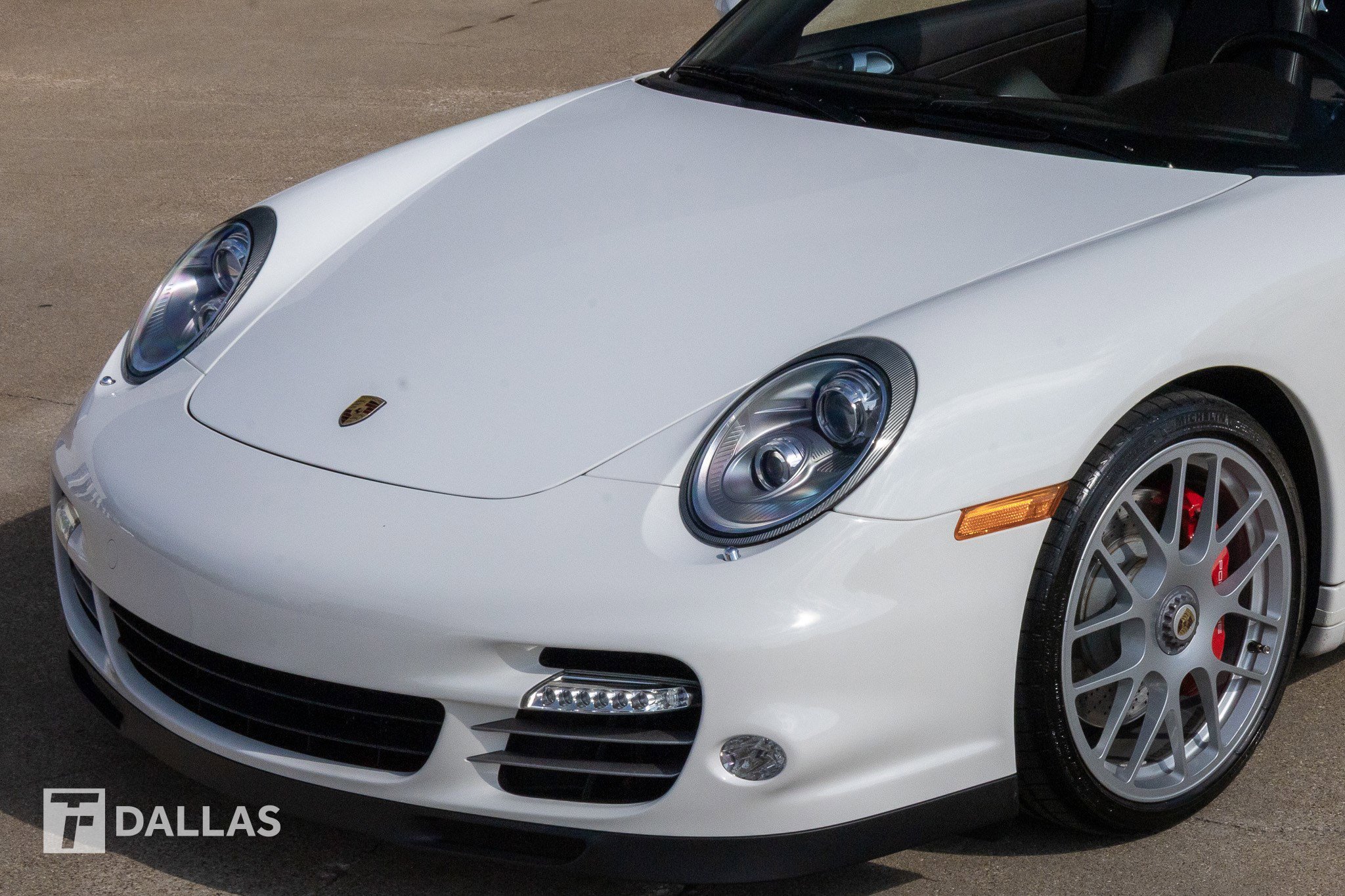 Used 2012 Porsche 911 Turbo image 6