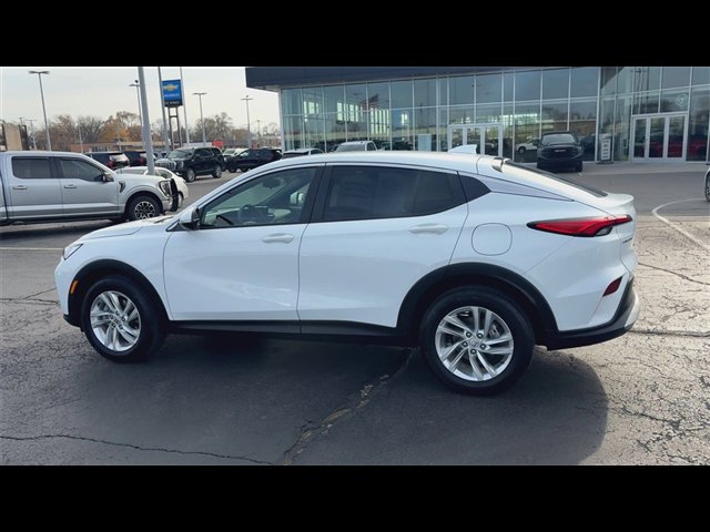 Certified 2024 Buick Envista Preferred w/ Convenience II Package image 6