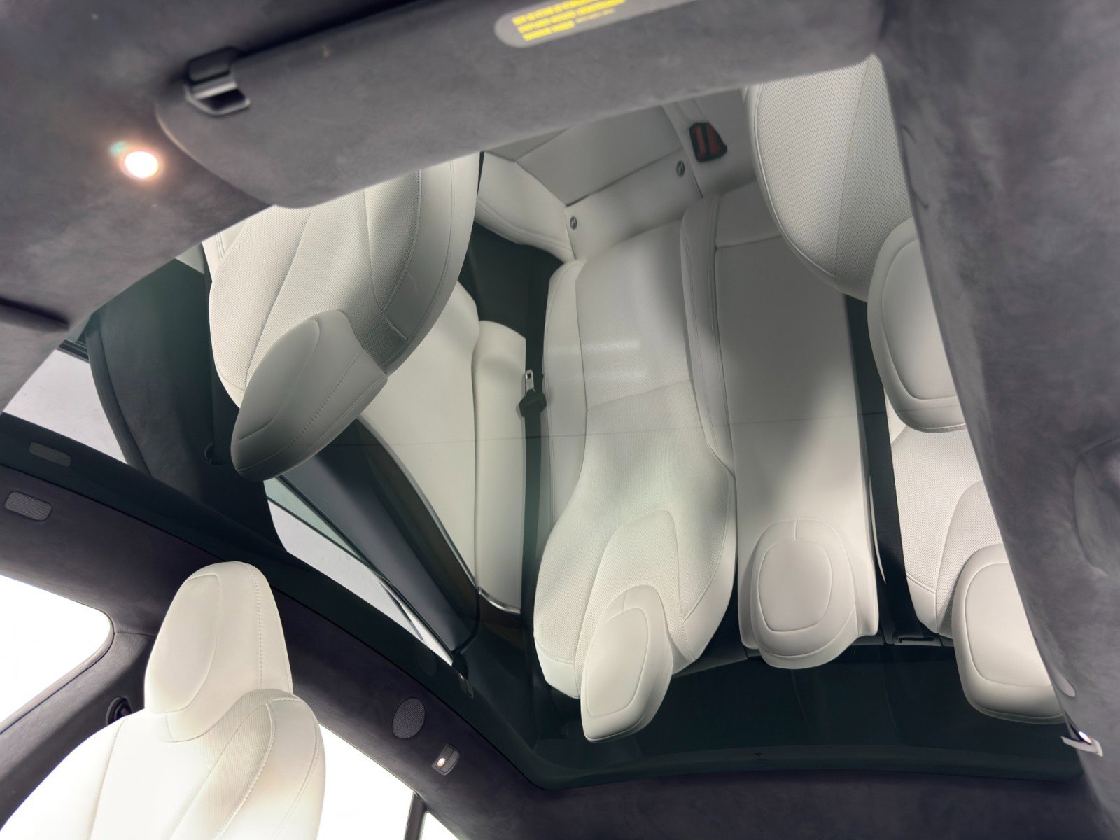 Used 2022 Tesla Model S image 12