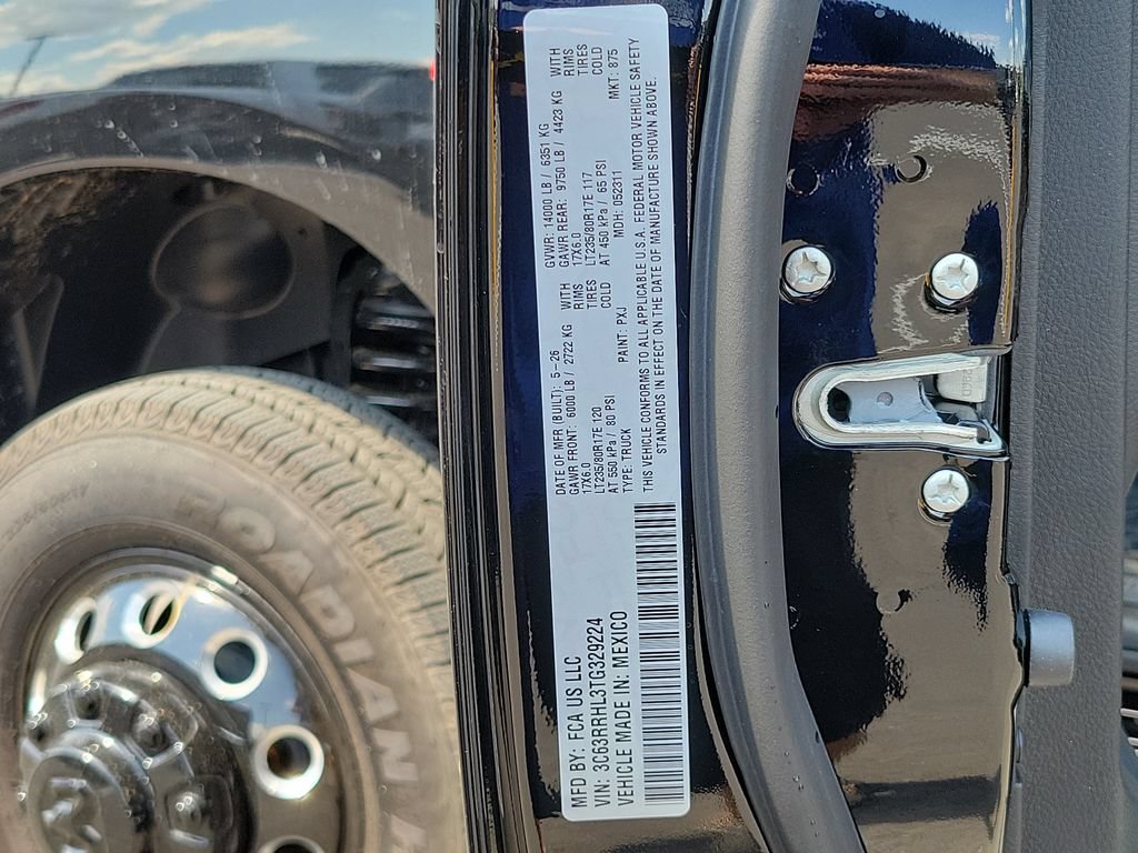 New 2026 RAM 3500 Big Horn AWD/4WD image 27