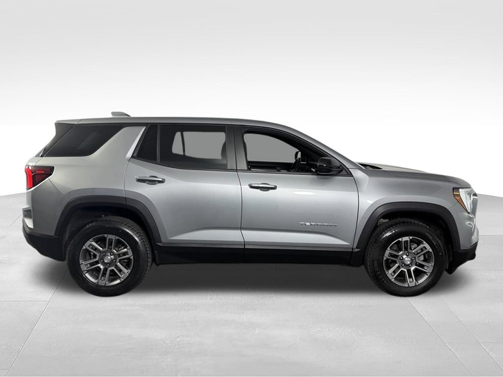 Used 2025 GMC Terrain Elevation AWD/4WD image 4