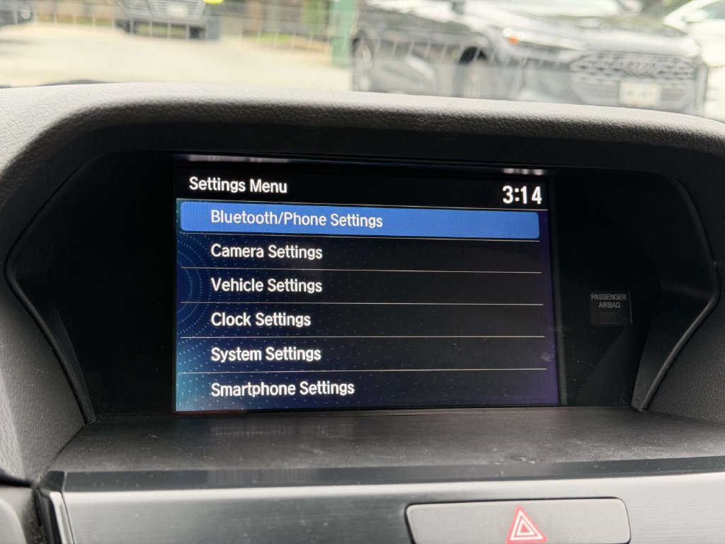 Used 2019 Acura ILX w/ Premium Package FWD image 4