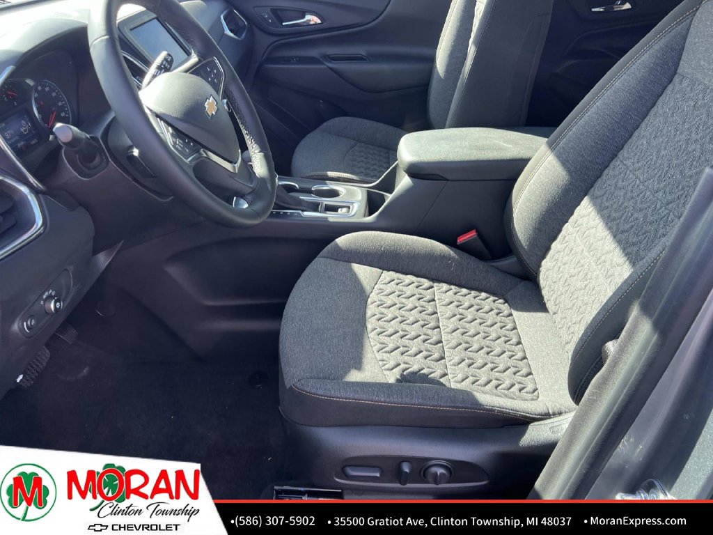 Certified 2024 Chevrolet Equinox LT FWD image 17