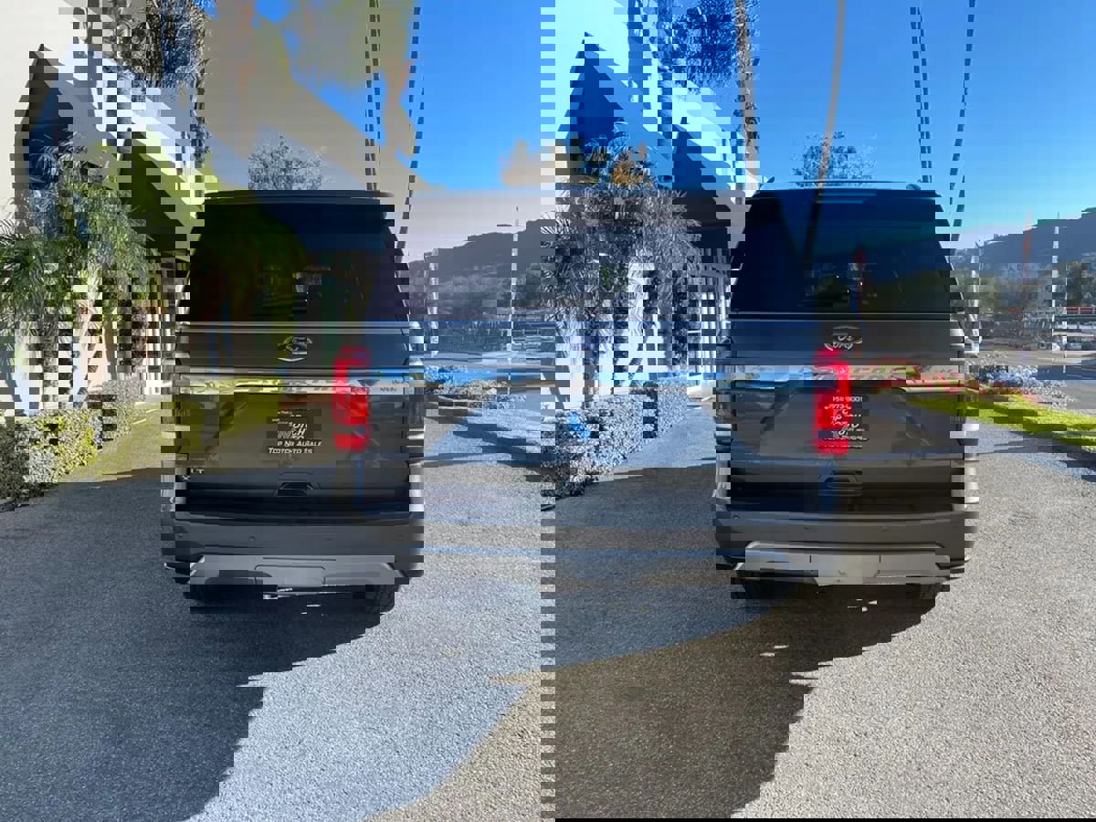 Used 2019 Ford Expedition Max XLT w/ Equipment Group 202A image 6