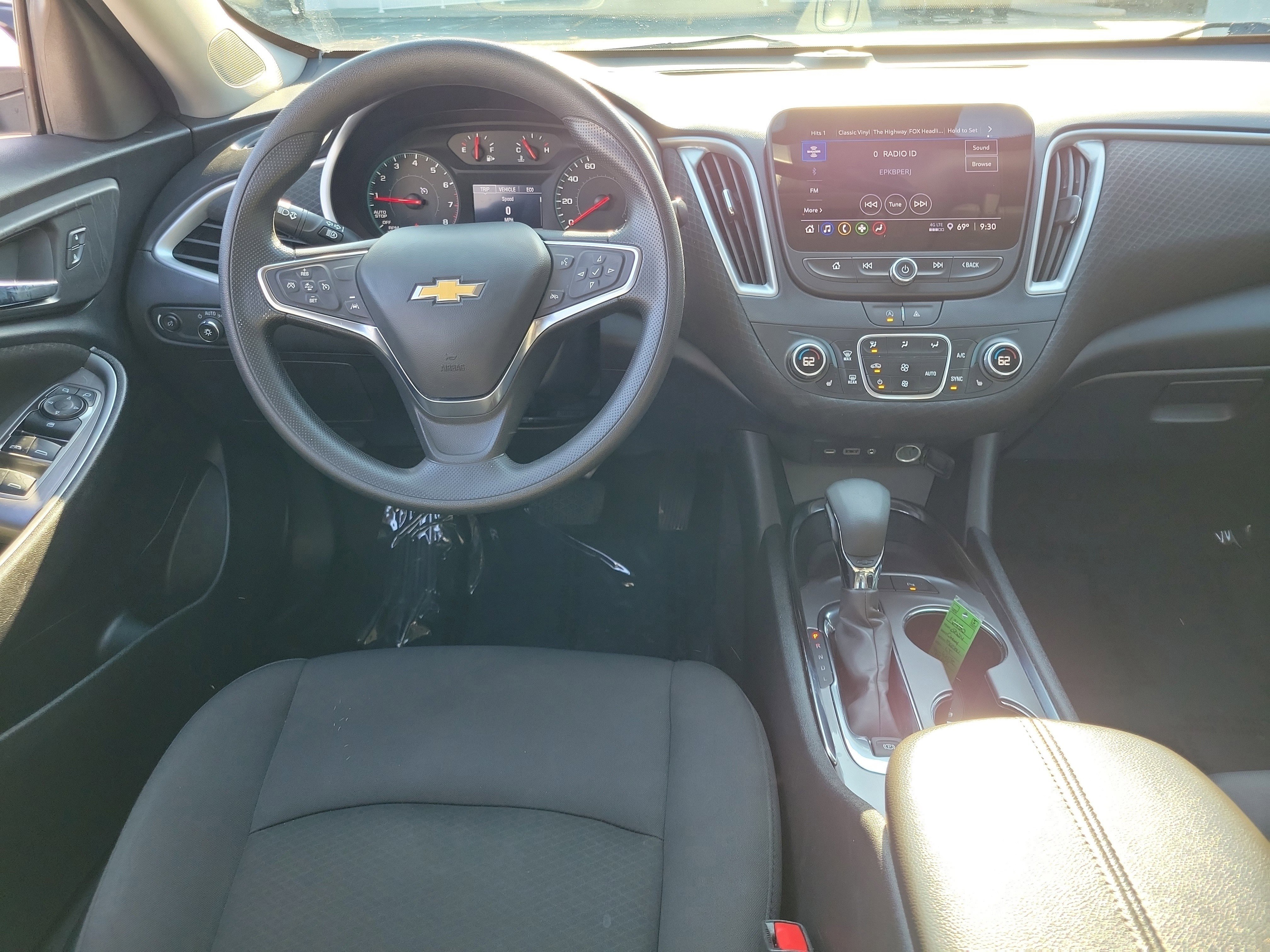 Used 2024 Chevrolet Malibu LT FWD image 10
