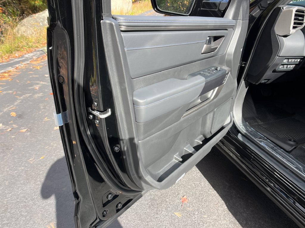 New 2026 Toyota Tundra Platinum AWD/4WD image 11
