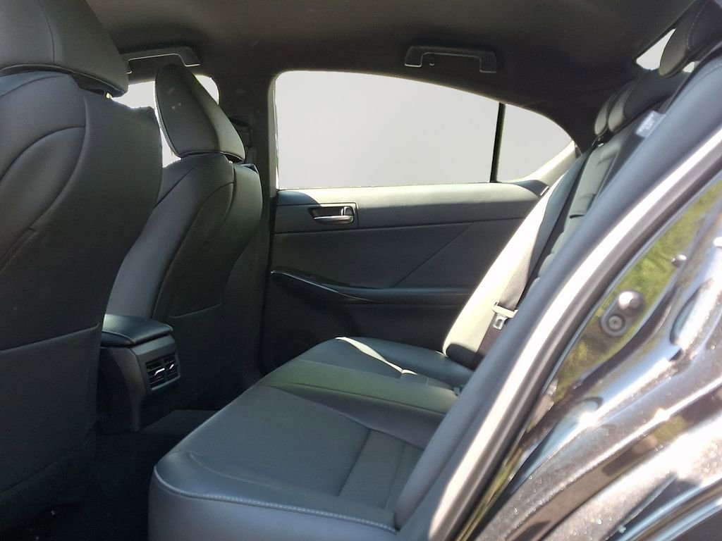 Used 2021 Lexus IS 350 F Sport w/ Accessory Package 2 AWD/4WD image 8