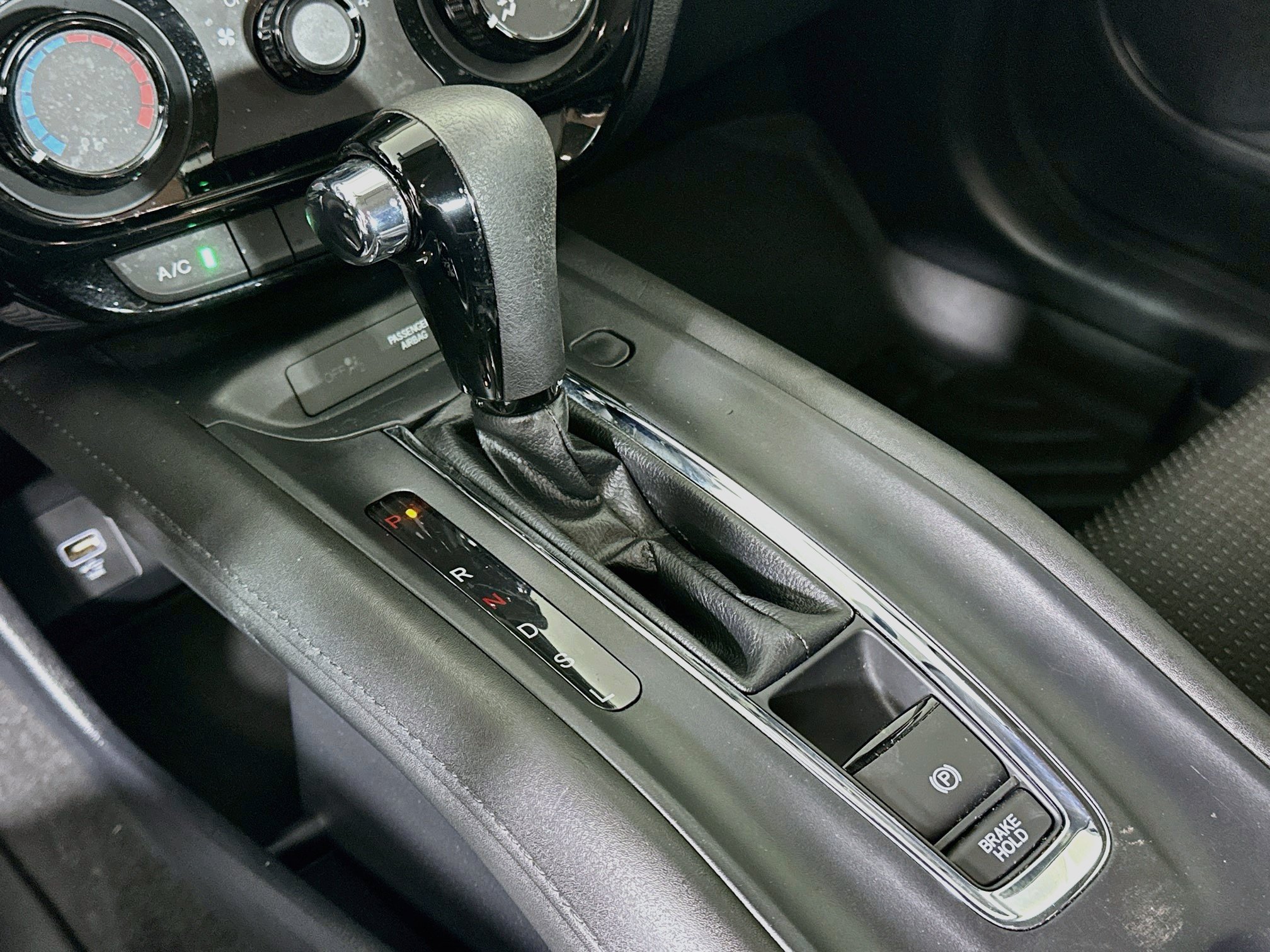 Used 2020 Honda HR-V LX image 23