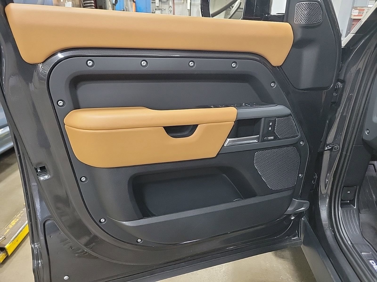 Used 2024 Land Rover Defender 110 X image 17