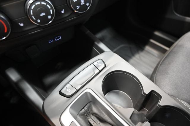 New 2026 Chevrolet Trax LS w/ LS Convenience Package FWD image 19