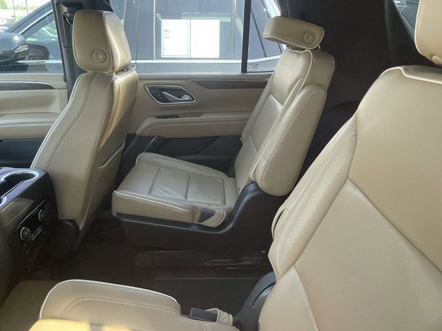 Used 2021 Chevrolet Tahoe Premier w/ Premium Package AWD/4WD image 5