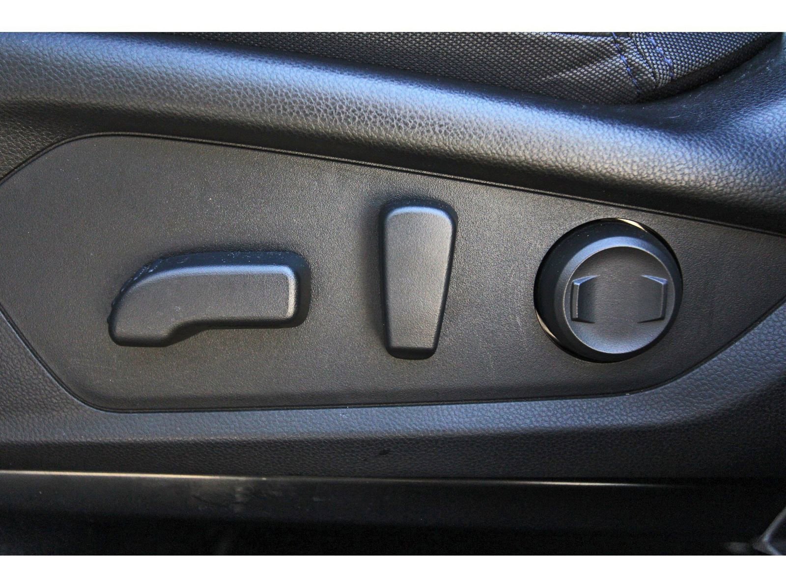 Certified 2025 Subaru Forester Premium image 29