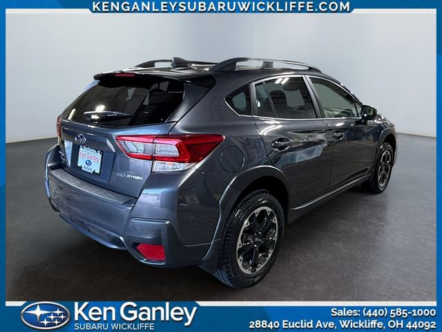 Certified 2022 Subaru Crosstrek 2.0i Premium w/ Moonroof Package AWD/4WD image 5