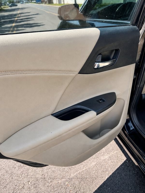Used 2014 Honda Accord EX-L image 16