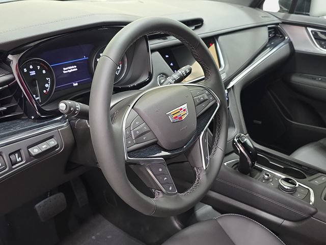 New 2026 Cadillac XT5 Premium Luxury w/ LPO, ONYX Package AWD/4WD image 12