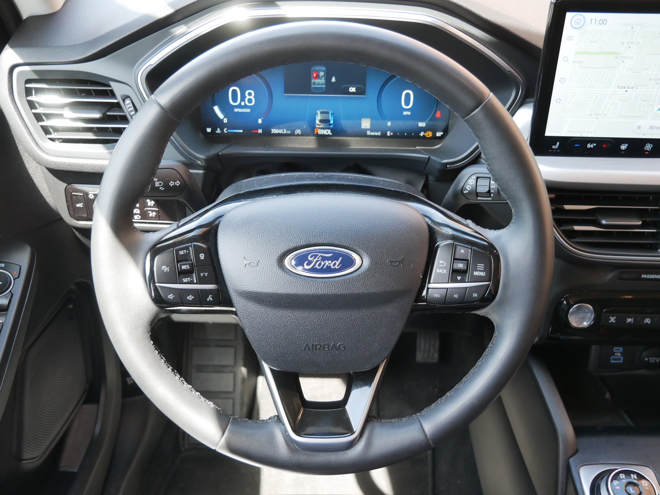 Used 2023 Ford Escape Platinum AWD/4WD image 13