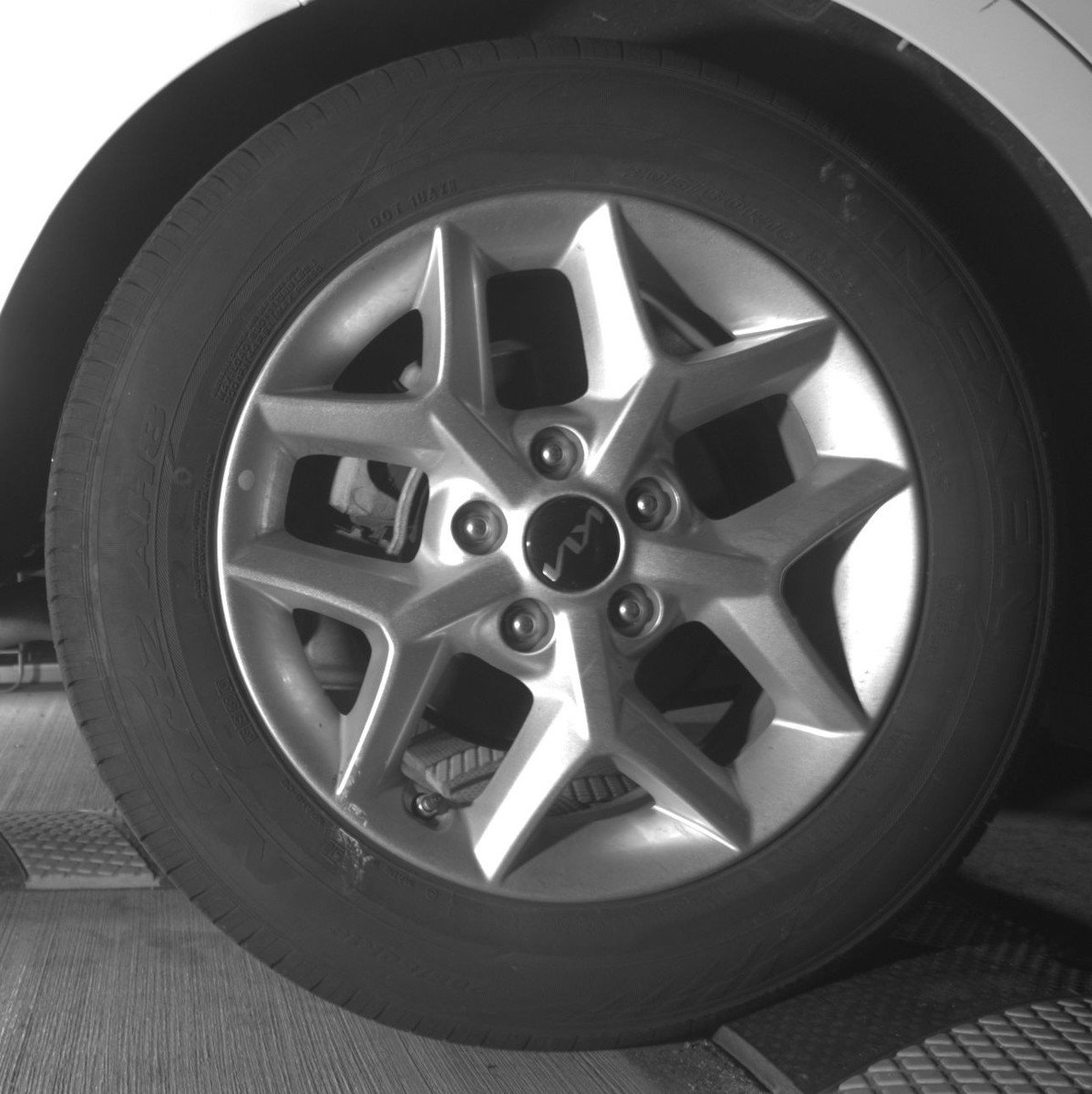 Used 2025 Kia Soul LX w/ LX Technology Package FWD image 15