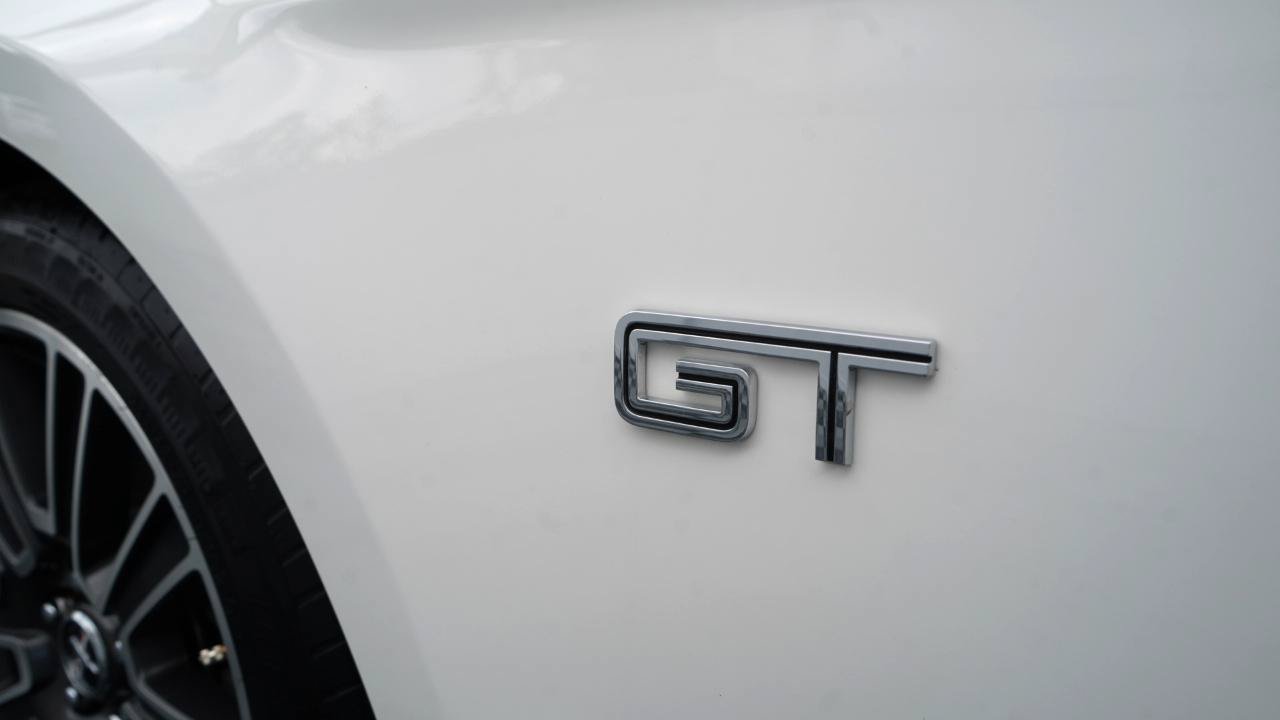 Used 2010 Ford Mustang GT RWD image 31