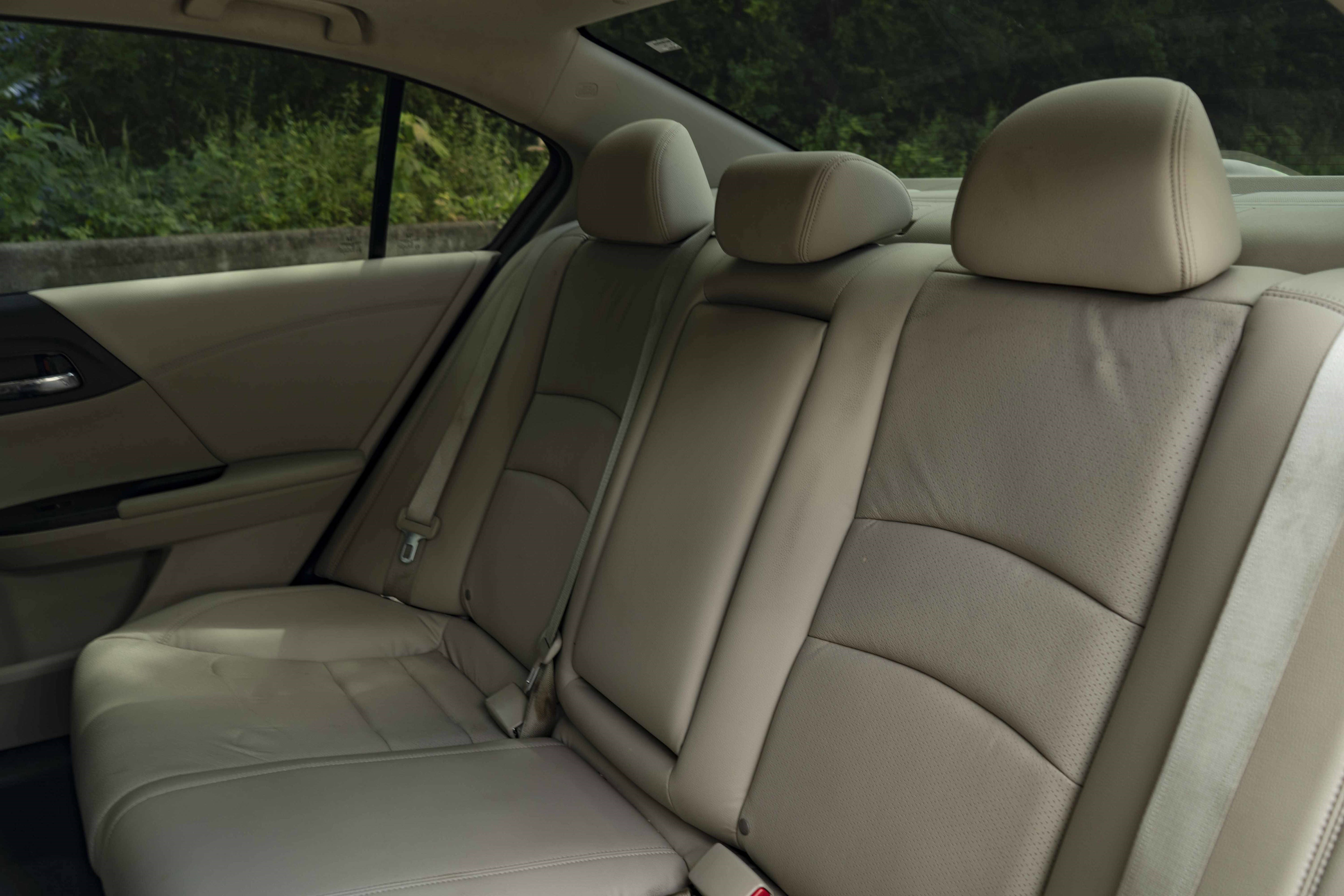 Used 2015 Honda Accord EX-L image 18