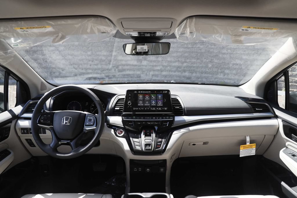 New 2026 Honda Odyssey Touring image 12