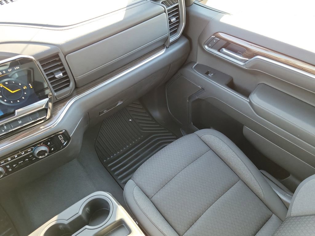 New 2025 Chevrolet Silverado 1500 LT image 15