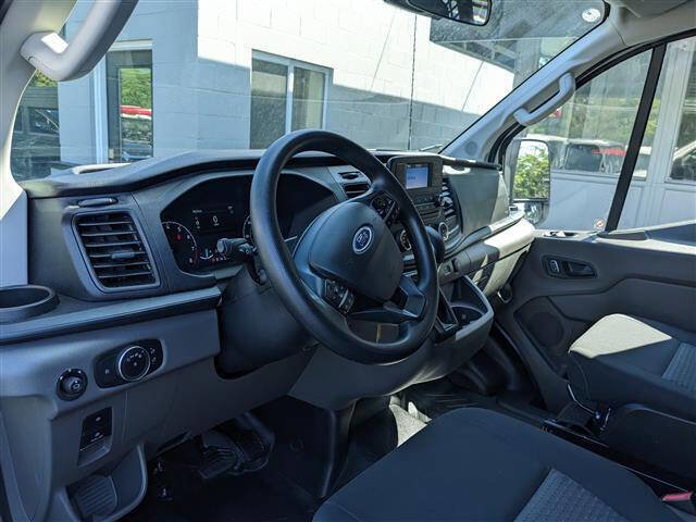 Used 2024 Ford Transit 250 Low Roof w/ Exterior Upgrade Package image 9