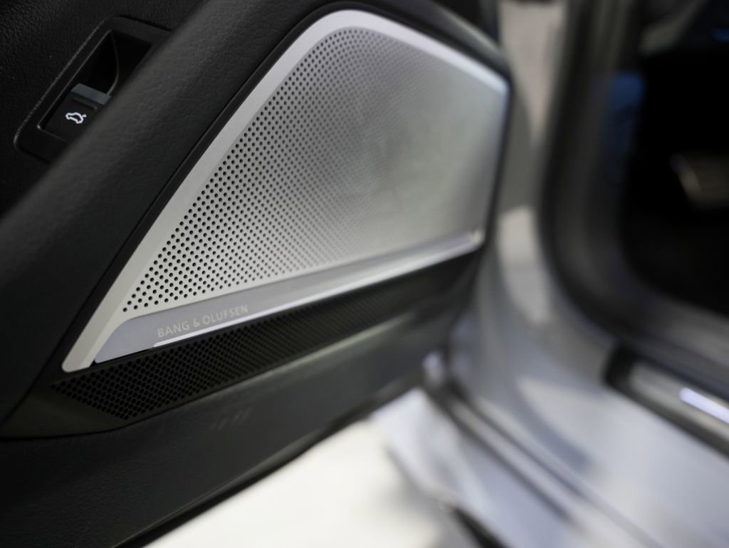 Used 2021 Audi RS 6 w/ Carbon Optic Package AWD/4WD image 35