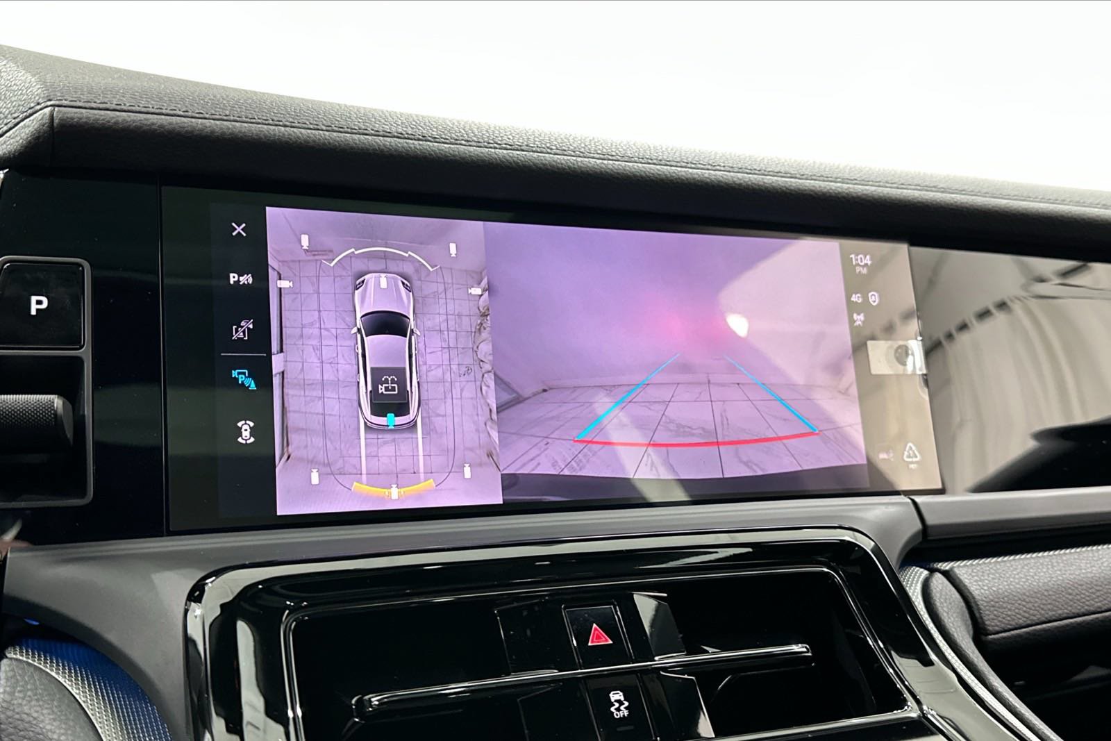 Certified 2025 Porsche Panamera 4 AWD/4WD image 40
