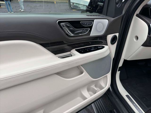 Certified 2024 Lincoln Navigator L Black Label AWD/4WD image 17
