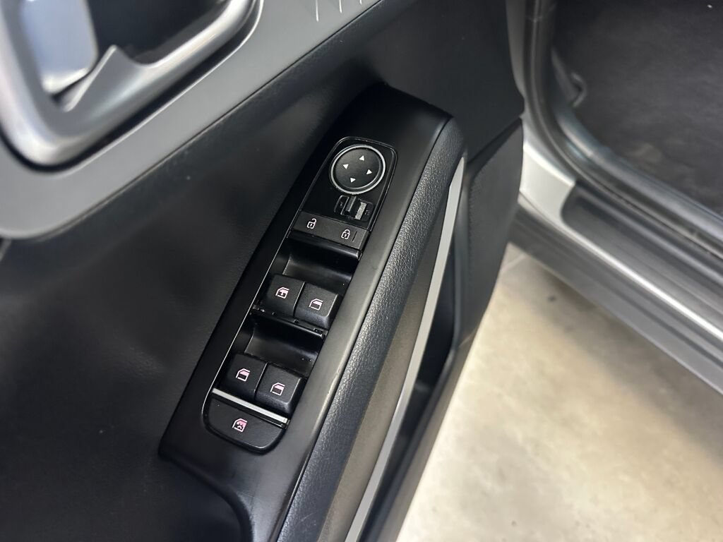 Used 2022 Kia Soul LX FWD image 8