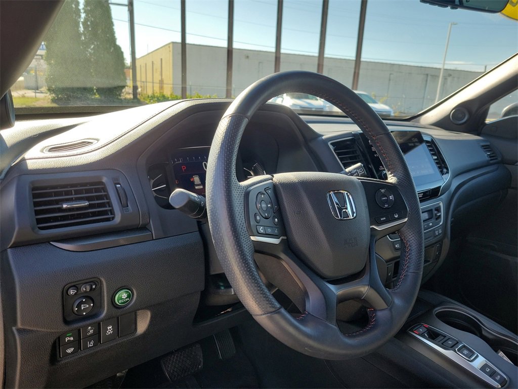 Used 2023 Honda Passport TrailSport image 21