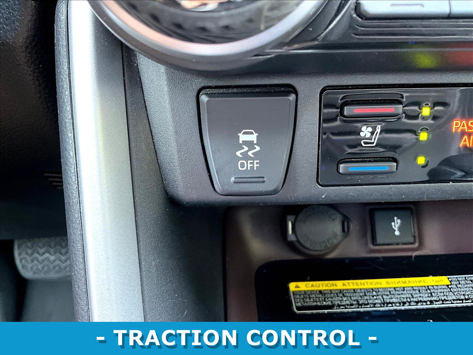 Used 2021 Toyota RAV4 Limited AWD/4WD image 39