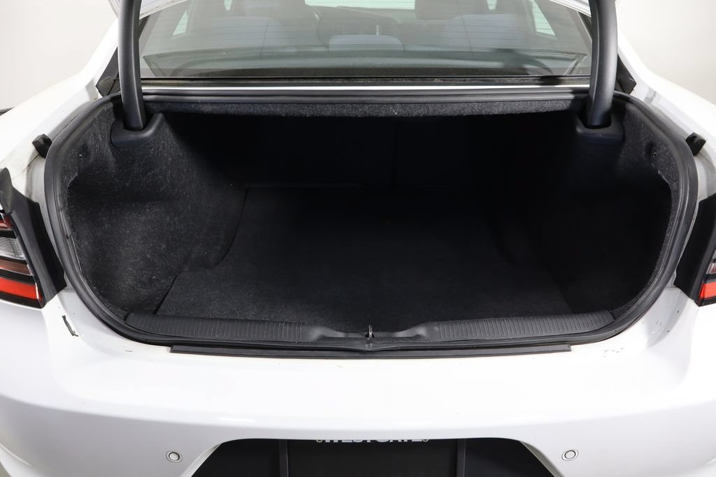 Used 2016 Dodge Charger SXT w/ Blacktop Package RWD image 10
