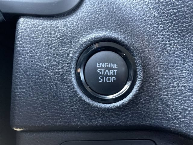 Used 2025 Toyota Tundra SR5 w/ SR5 Convenience Package RWD image 16