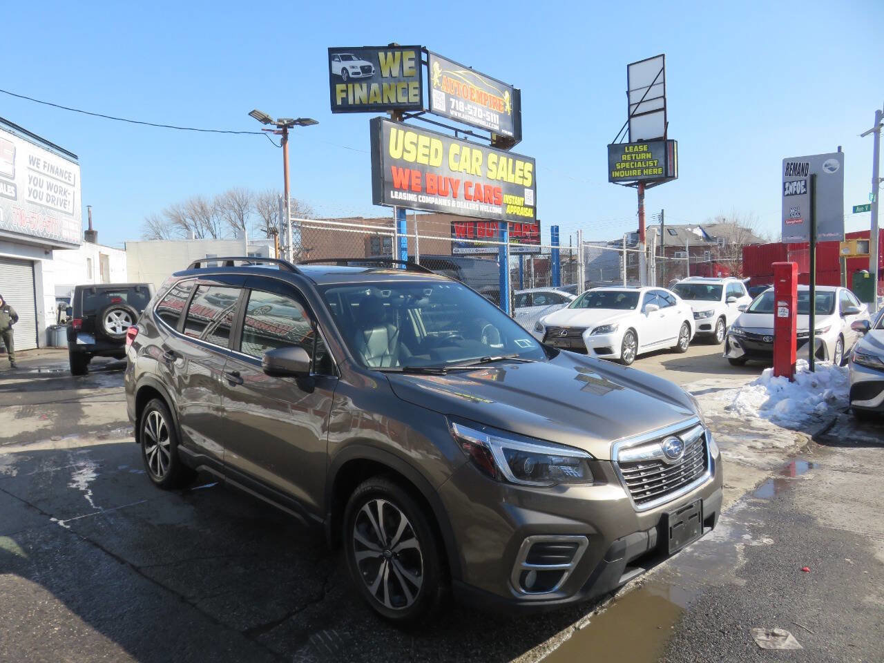 Used 2021 Subaru Forester Limited image 3