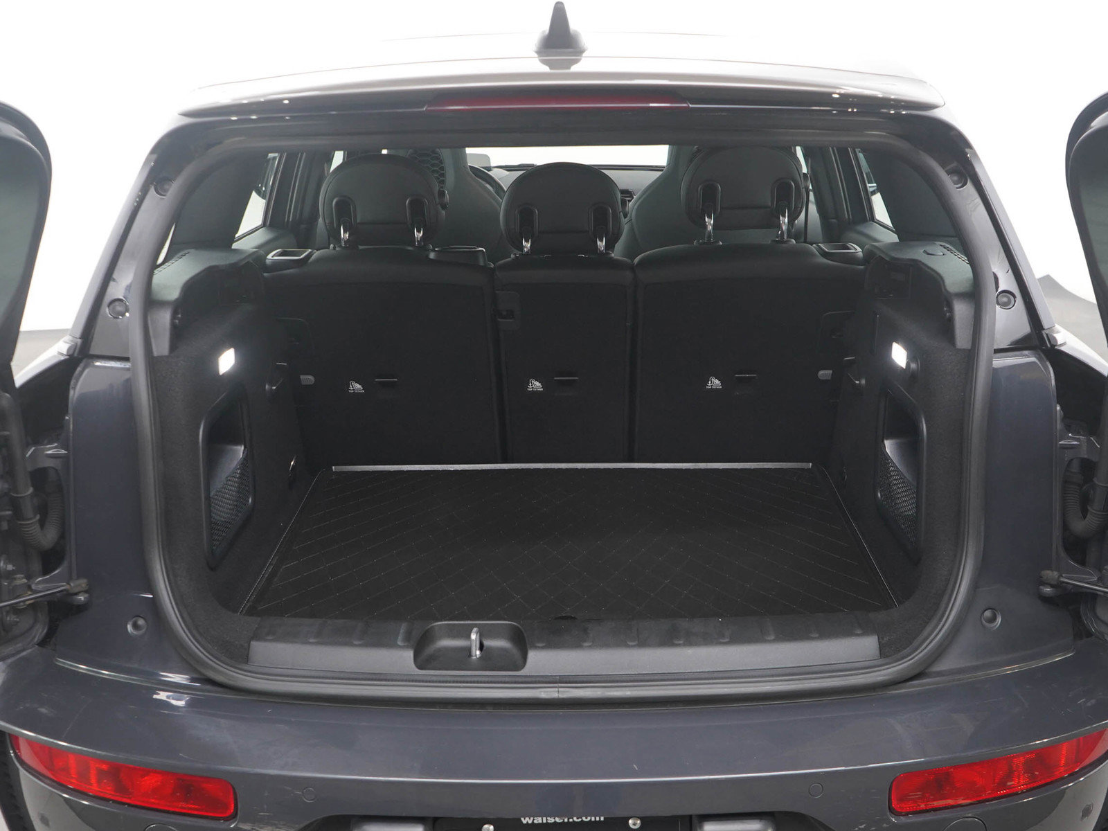 Used 2020 MINI Cooper Clubman John Cooper Works w/ JCW Launch Edition image 19