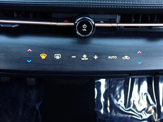 Used 2023 Nissan Ariya AWD image 18