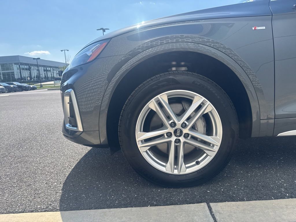 Certified 2023 Audi Q5 e Premium Plus w/ Premium Plus Package AWD/4WD image 32