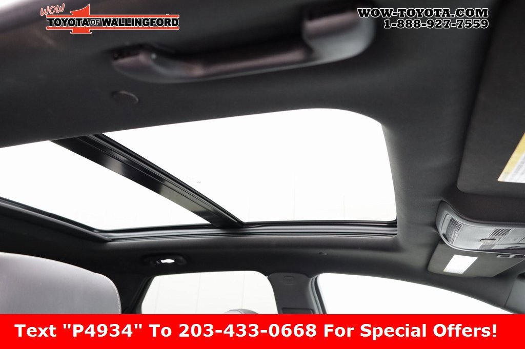 Used 2023 Cadillac XT5 Premium Luxury image 35