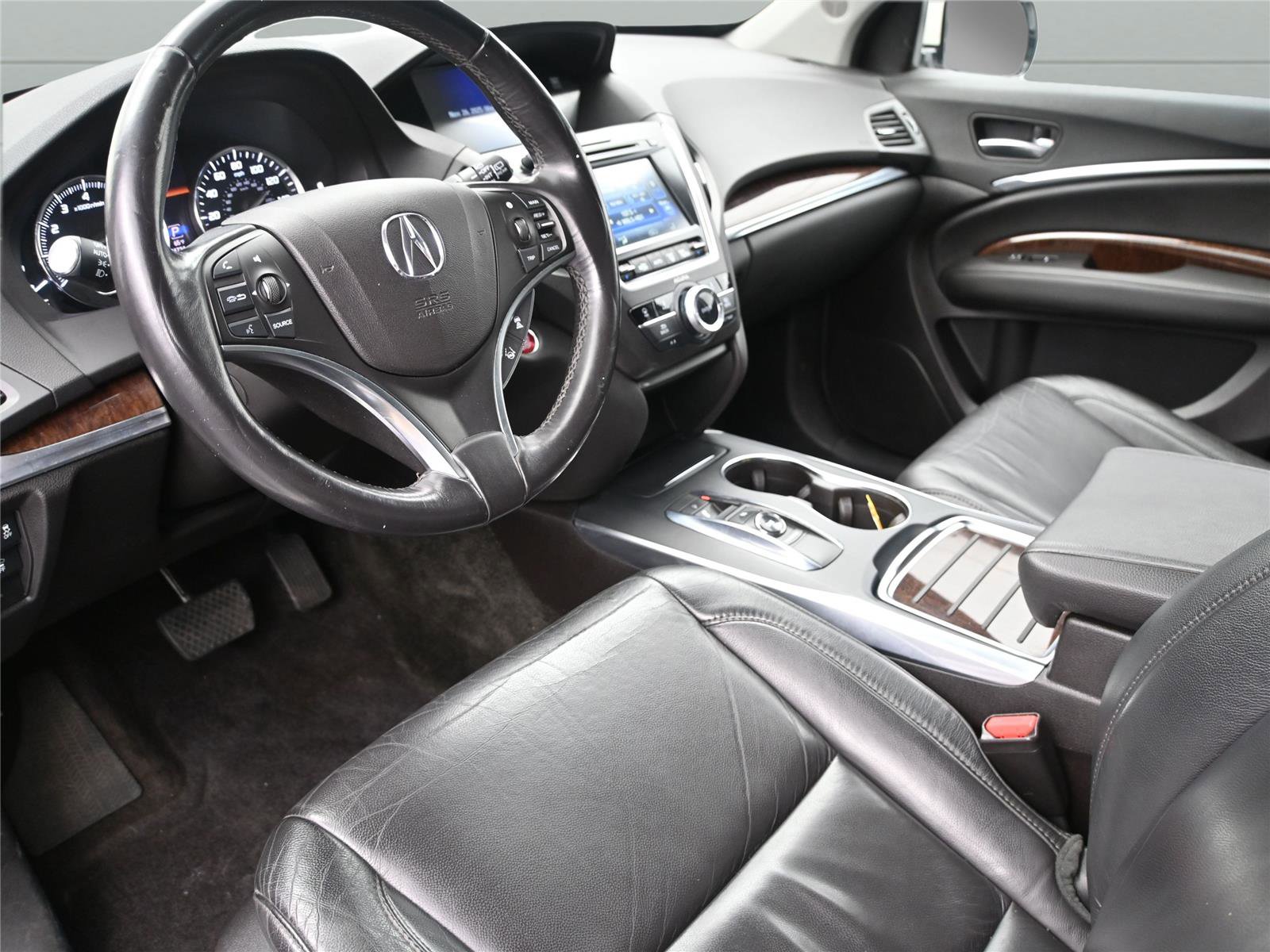 Used 2017 Acura MDX SH-AWD w/ Technology Package image 2