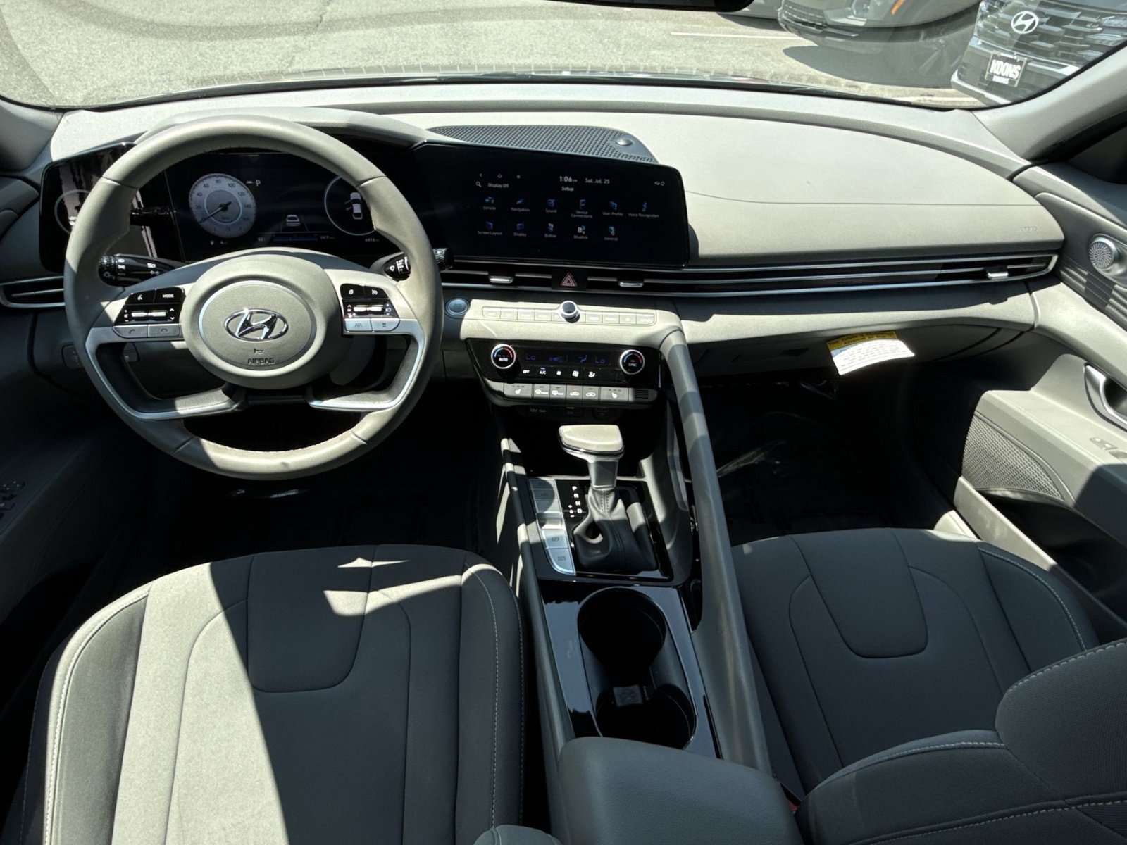 Certified 2023 Hyundai Elantra SEL w/ Convenience Package FWD image 23