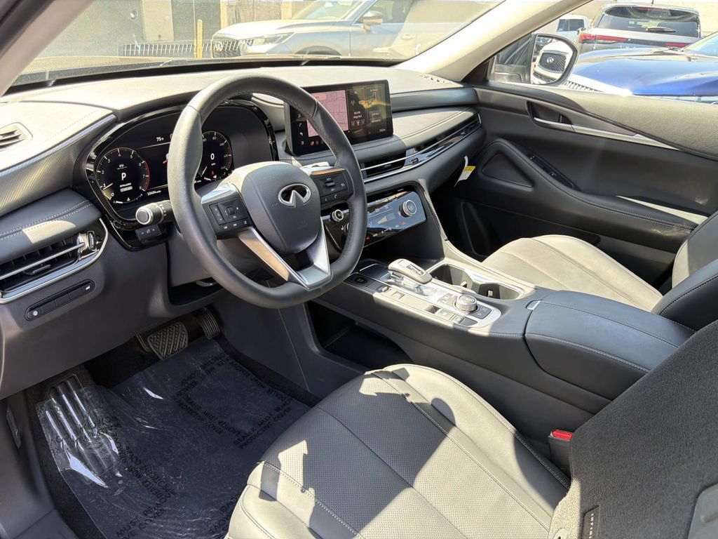 Certified 2026 INFINITI QX60 Pure w/ Cargo Package FWD image 16