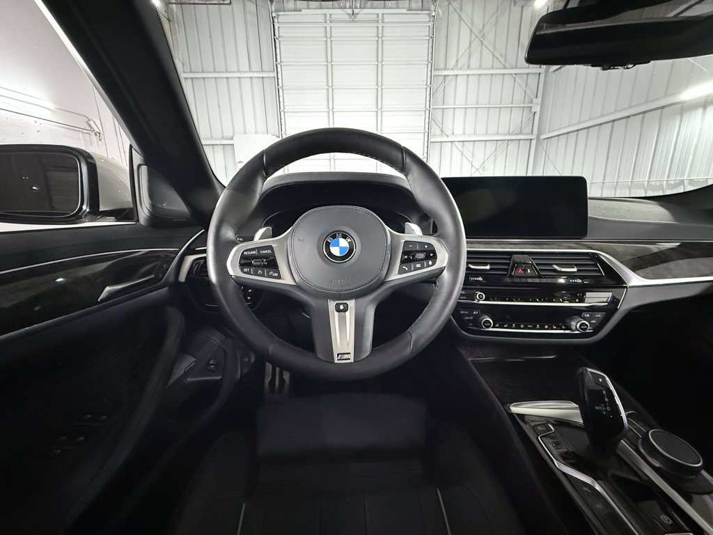 Used 2021 BMW M550i xDrive w/ Premium Package image 49