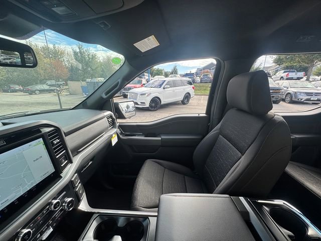 New 2025 Ford F150 XLT w/ Equipment Group 302A MID image 31
