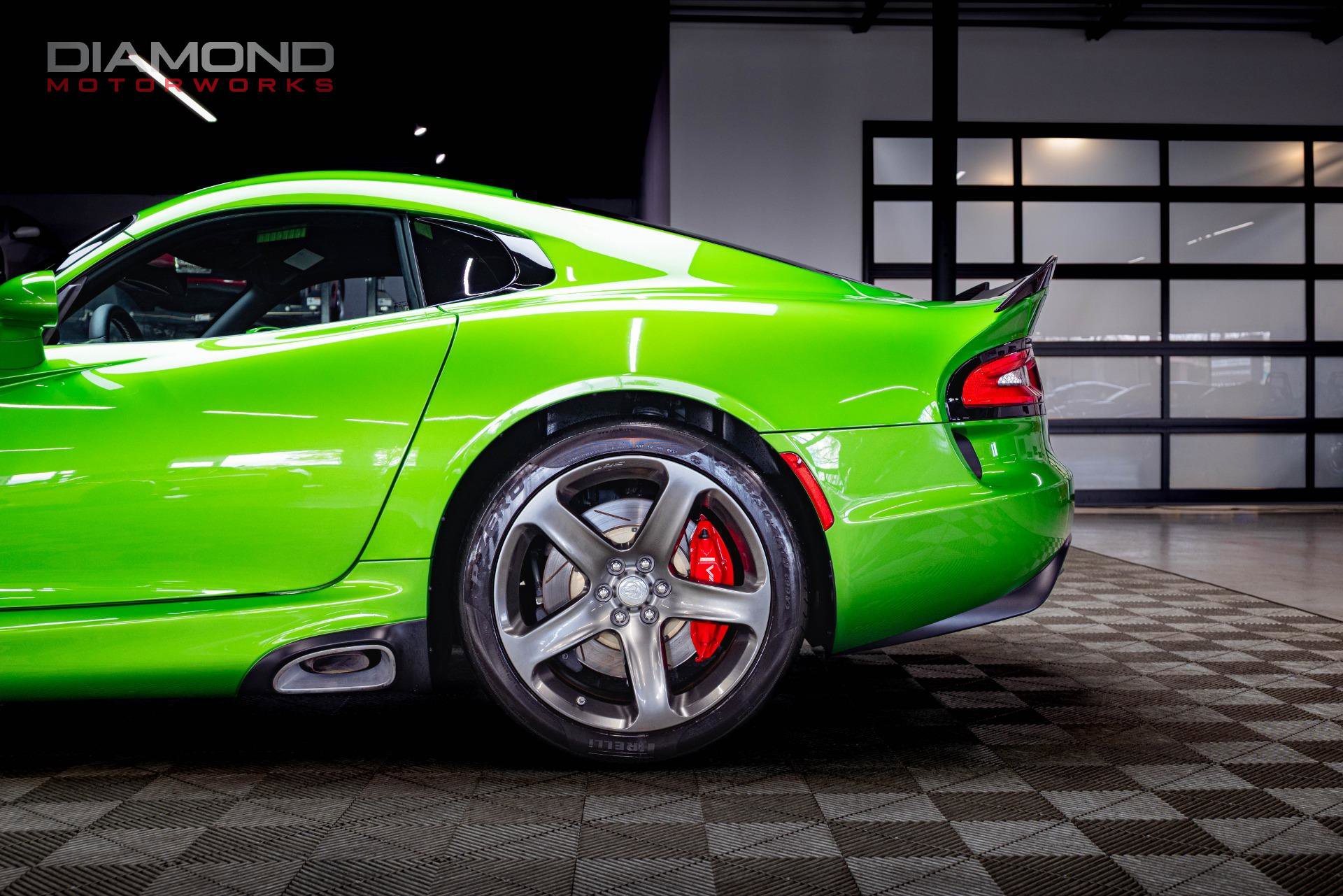 Used 2014 SRT Viper GTS RWD image 14