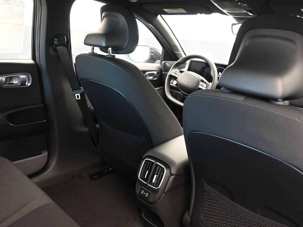New 2025 Hyundai Ioniq 6 SE image 15