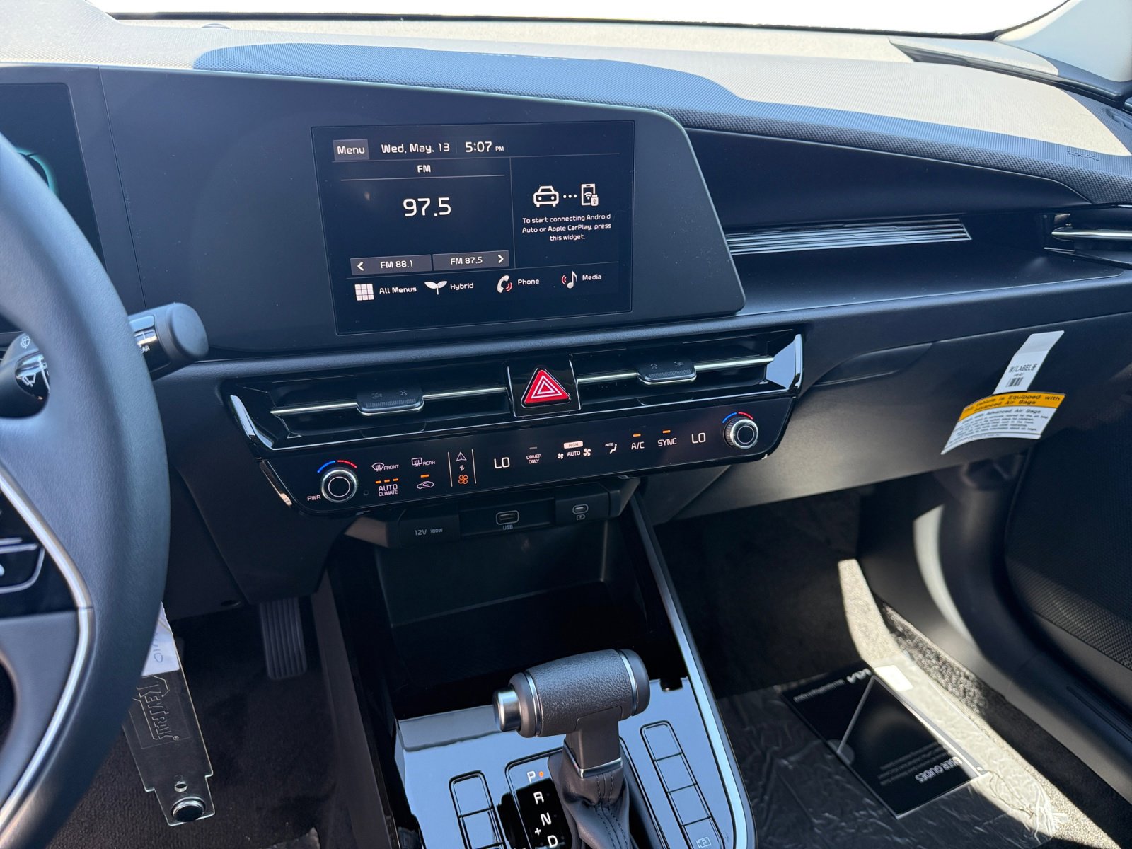 New 2026 Kia Niro LX FWD image 12
