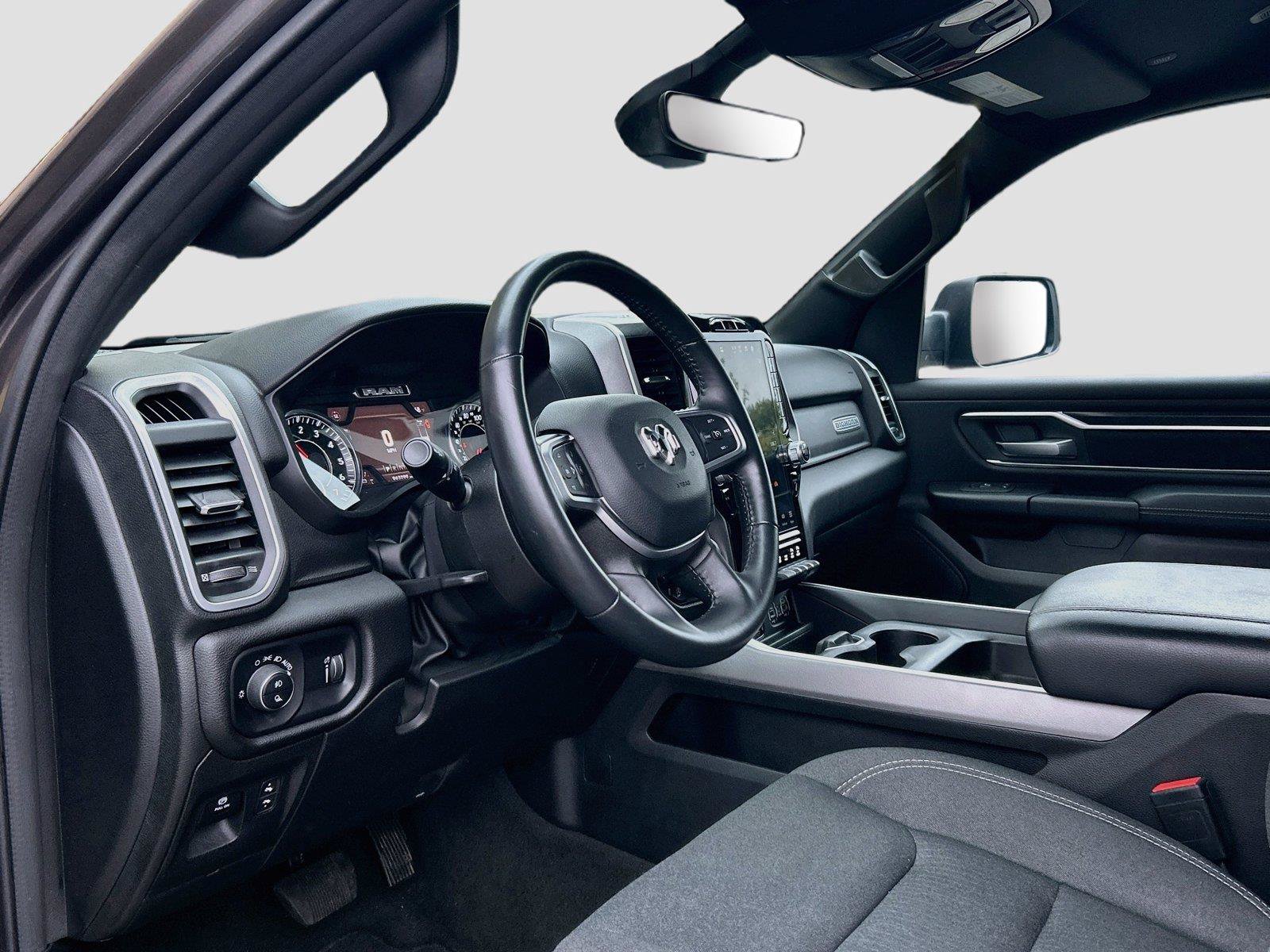 Used 2023 RAM 1500 Big Horn AWD/4WD image 25